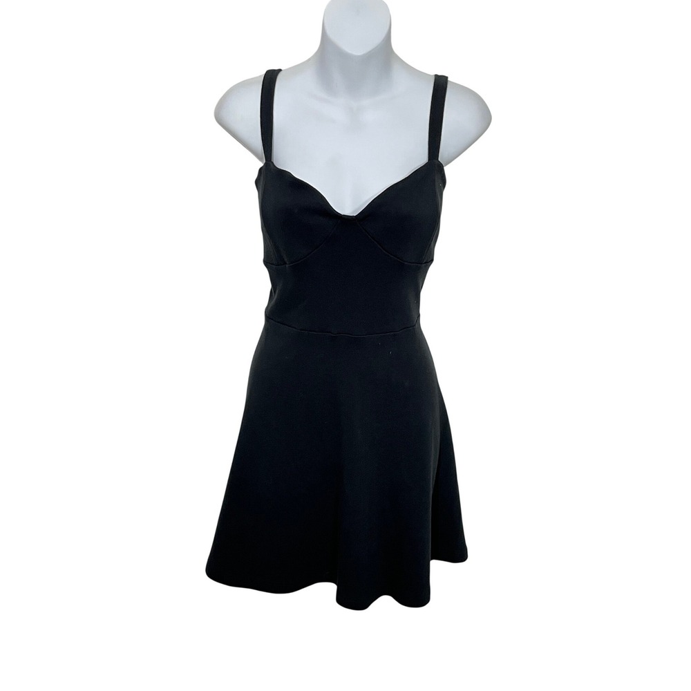 ModCloth Fit and Flare Dress Women Large Black Sweetheart Neck Smocked Back LBD